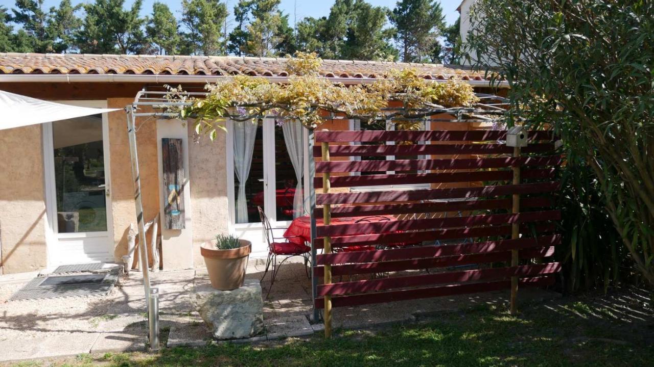 Apartmán Mas Maurane - Les Lavandes Aux Portes D'Arles Tarascon Exteriér fotografie