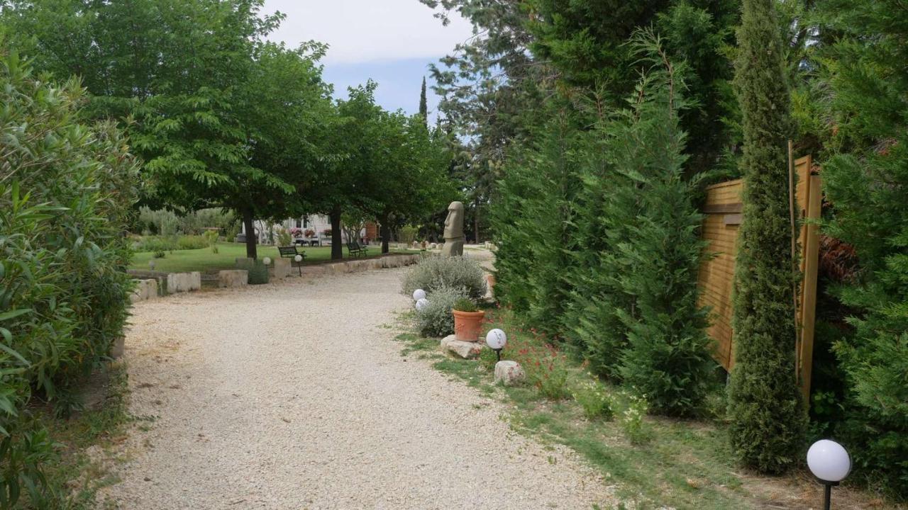 Apartmán Mas Maurane - Les Lavandes Aux Portes D'Arles Tarascon Exteriér fotografie